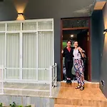 Rani Suite And Cabin