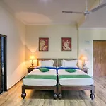 Serendip Stone Hotel And Bungalow