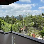 V.S.Maha Rest Home