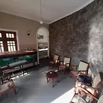 Bellwood House