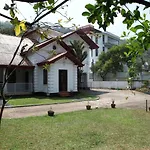 Antique Tourists Lodge