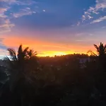 Kandyan Holiday Center