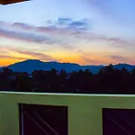 Saru Holiday Apartment - Upto 6 Guests