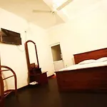 Peradeniya Green Mount Hotel