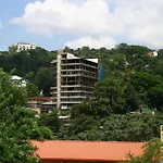 City Nest Inn
