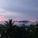 Fly Infinity - Home Stay Kandy