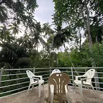Maliga Apartment