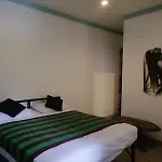 Hotel Nice Place Kandy