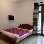 Hotel Nice Place Kandy