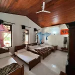 Antique Tourists Lodge