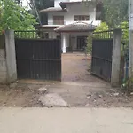 Sathil Home Stay