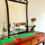 Hanthana Holiday Rooms