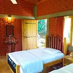 Tea Leaf Retreat