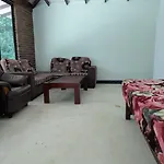 Manudi Kandy Hostel