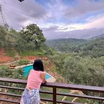 Aqua Dunhinda Villa & Nature Retreat