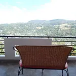 Kandyan Bluestar Villa