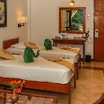 Senani Hotel