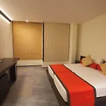 Oak Ray City Hotel