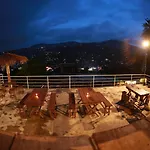 Deck On The Hills