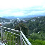 Kandy La Grande Holiday Resort