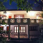 12 B Lewella Road, Kandy.