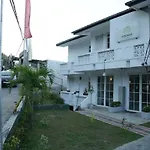 Aria Hills Boutique
