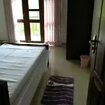 Golden River Kandy Villa