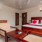 Janora Hills