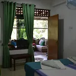 Green Woods Guest