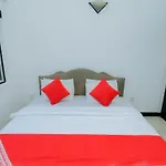 Oyo 479 Water Front Hotel