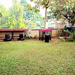 Don\'S Lounge & Villa