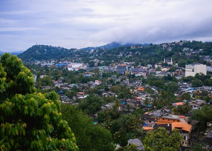 Hanthana Heights