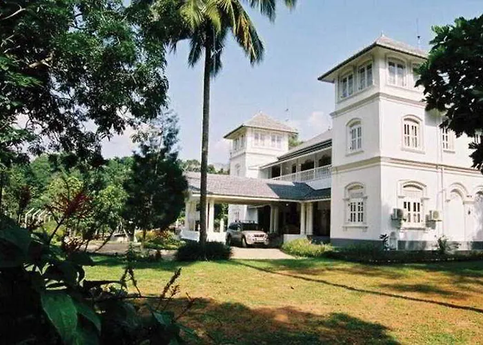 Manor House Boutique