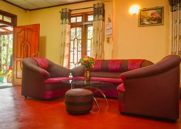 Lak Sewana Home Stay