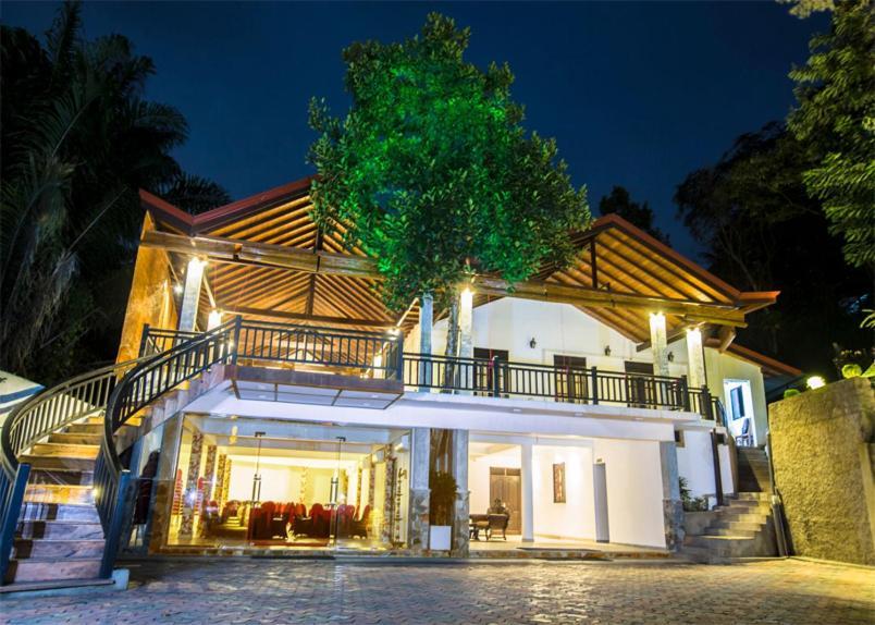 Grand Casa 3* Kandy