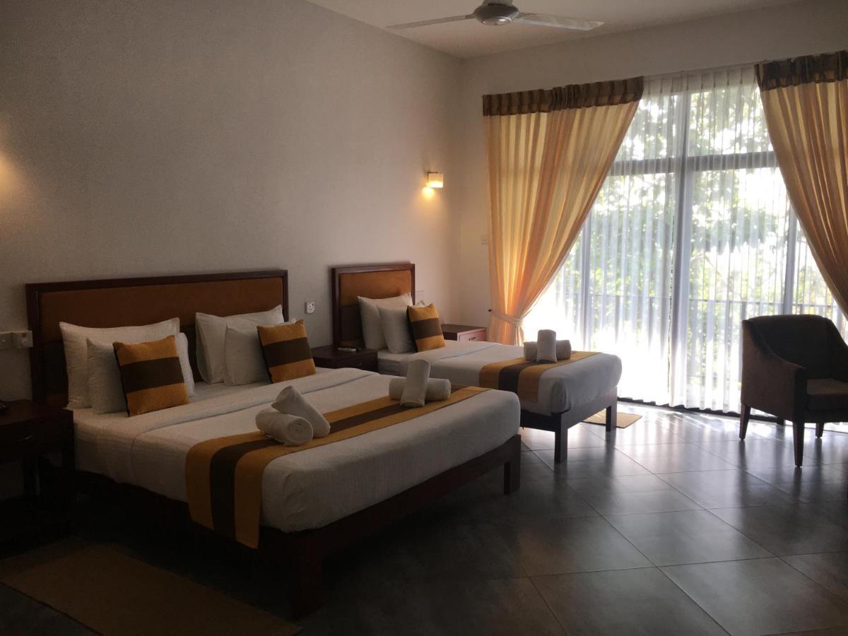 Spring Hotel Kandy