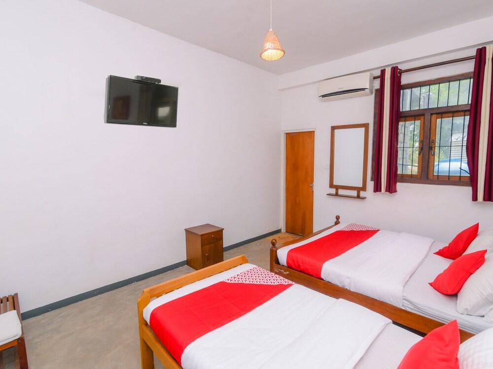 Oyo 386 White Tourist Guest Hotel Kandy