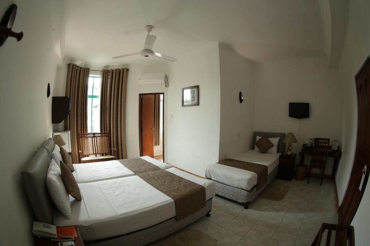 The Royal Mall Hotel