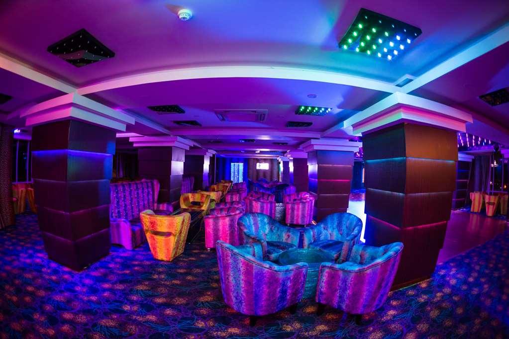 The Grand Kandyan Hotel