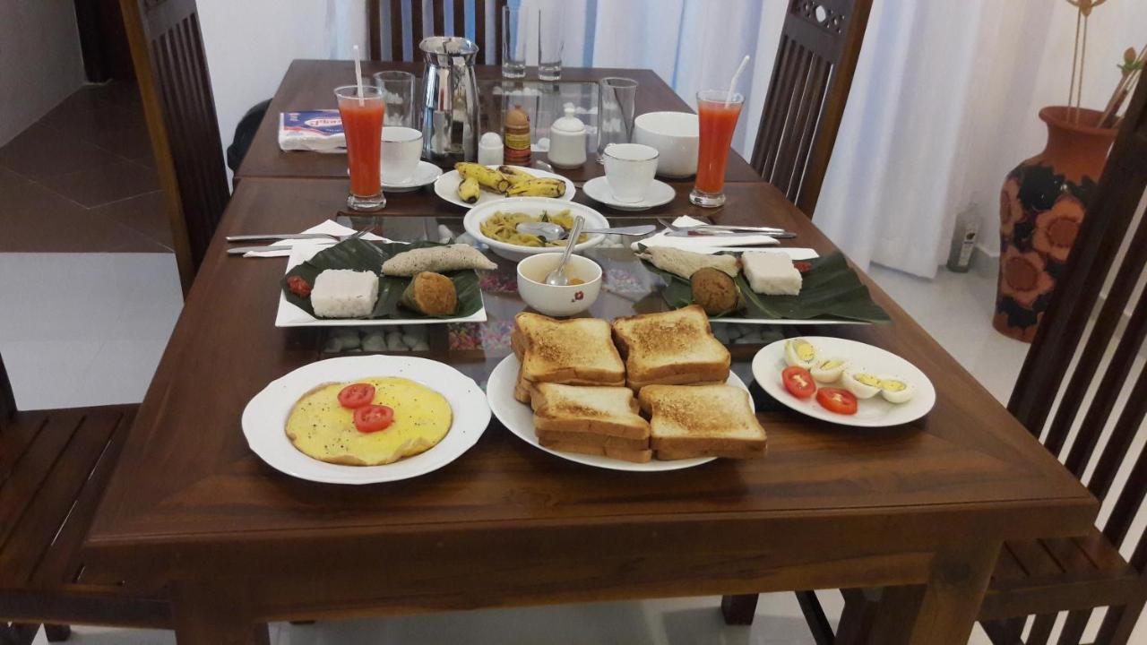 Hotel White Camelot Kandy