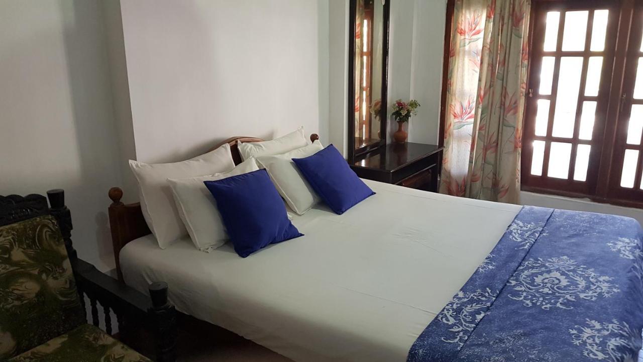 Inn Mount View *