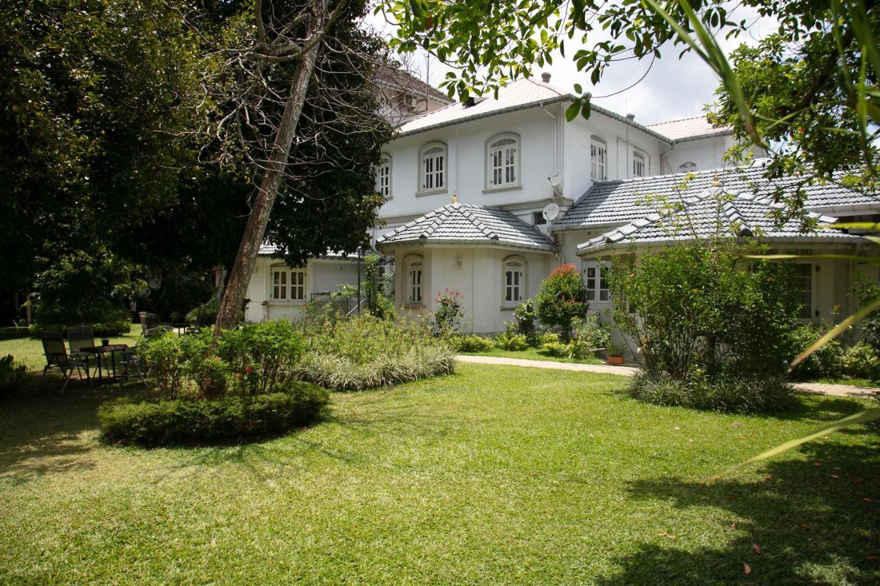 Manor House-kandy Hotel 3*