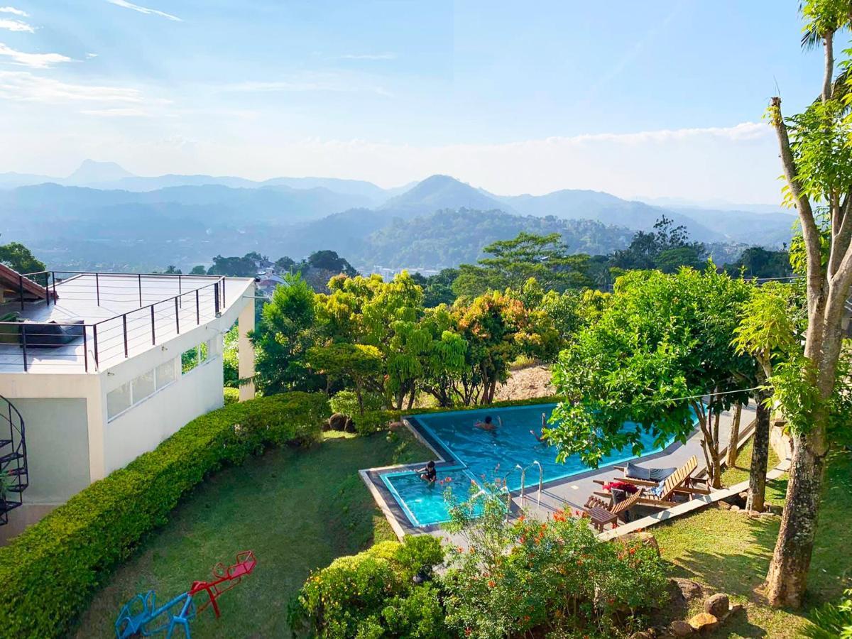 The Kandyan 4*