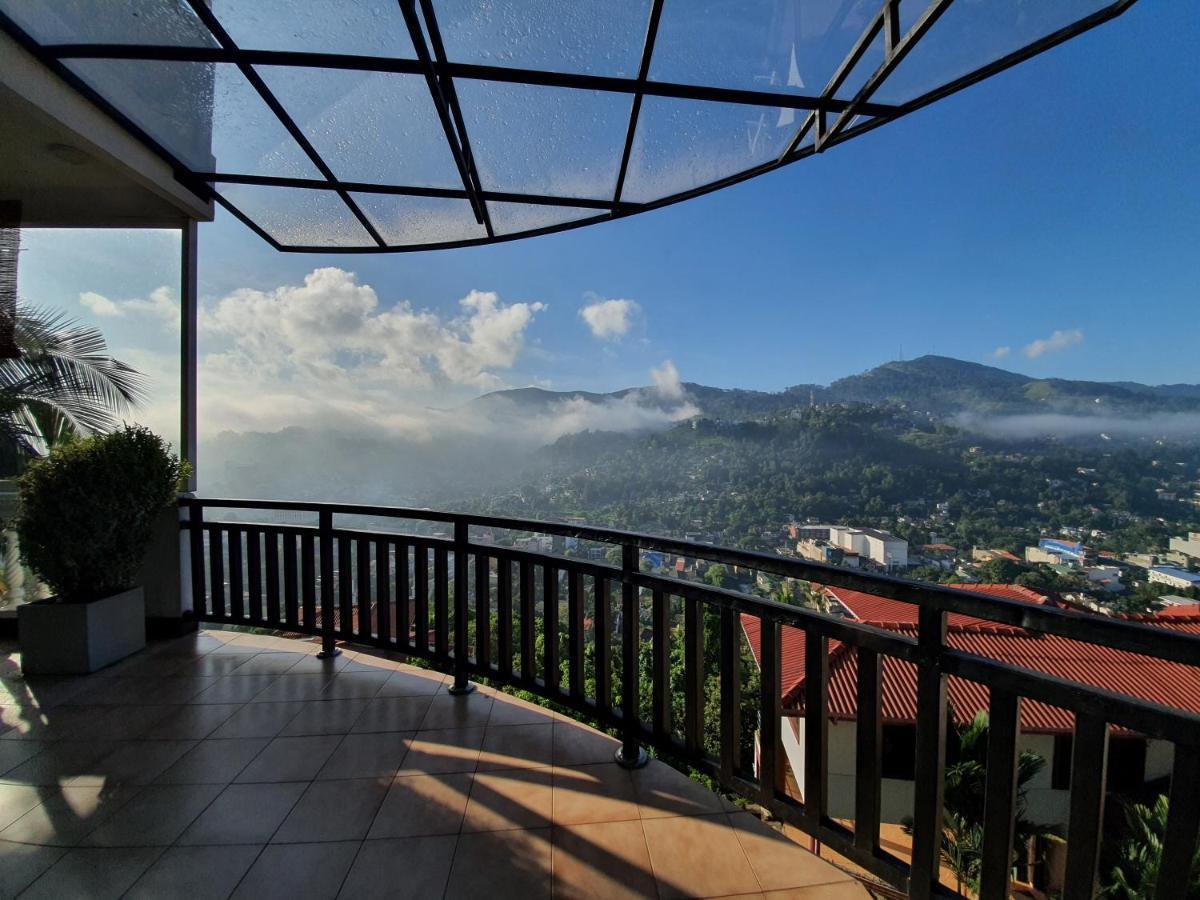 The Skydeck Homestay Kandy