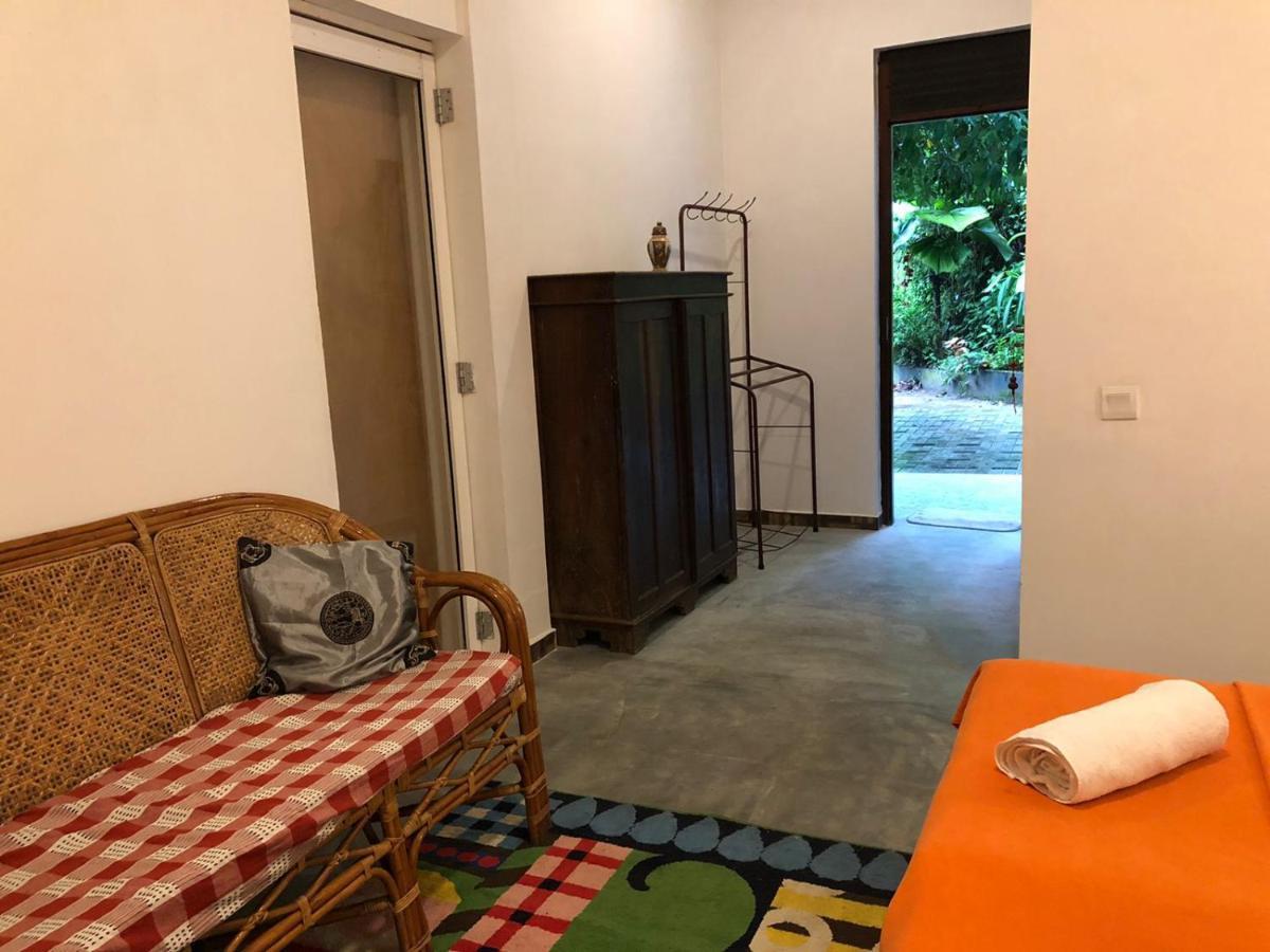 Homestay Anniewatte House *