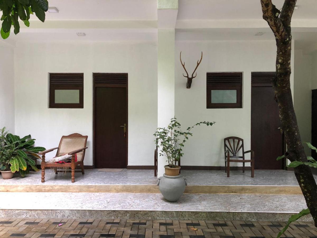 Homestay Anniewatte House