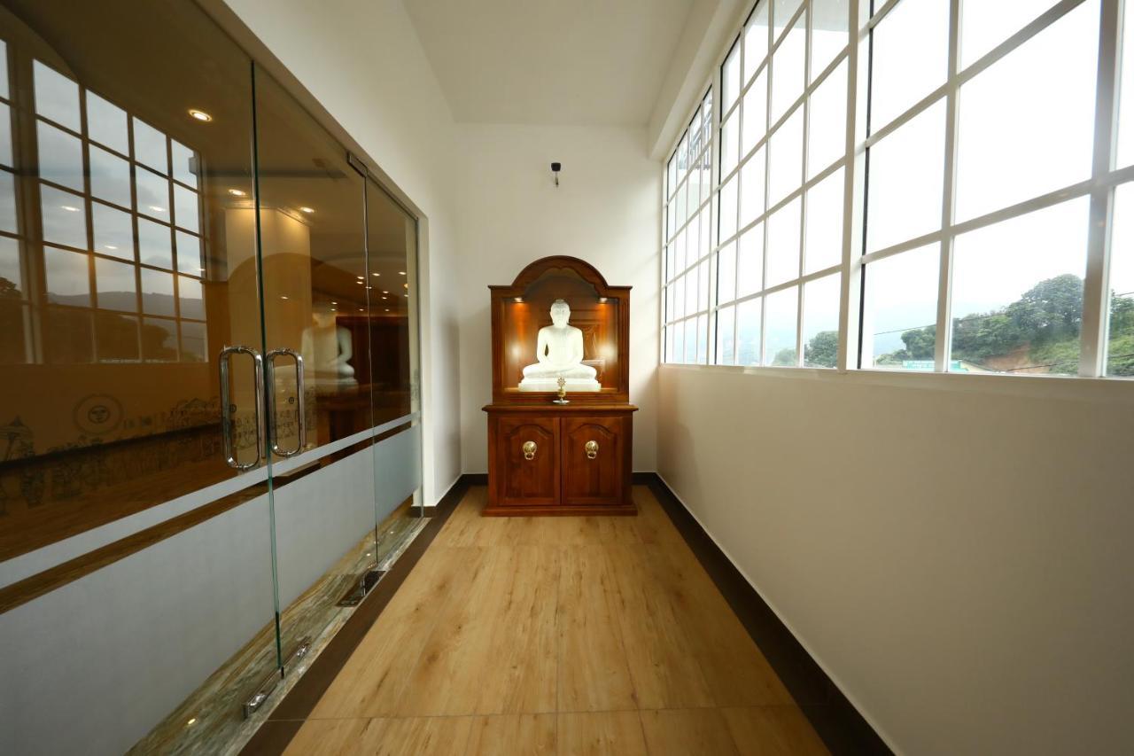 Hotel Bpr - Asgiriya ,kandy 3*