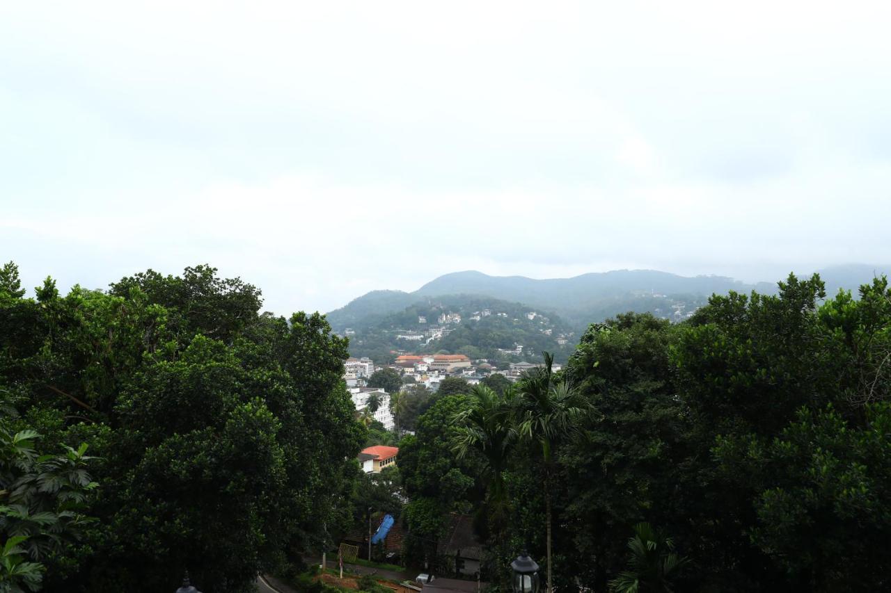 Bpr - Asgiriya ,kandy Hotel