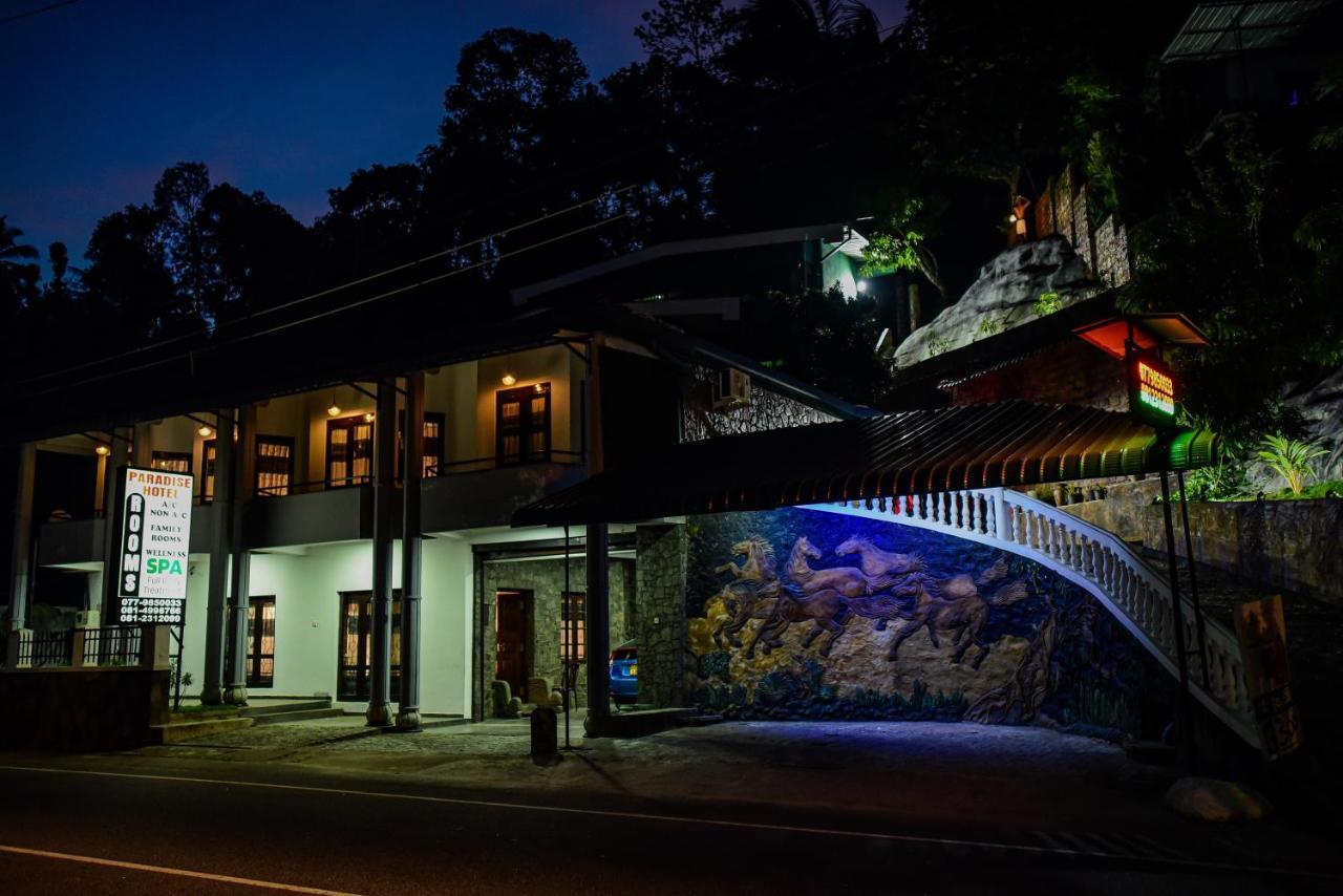 Hotel Paradise & Wellness