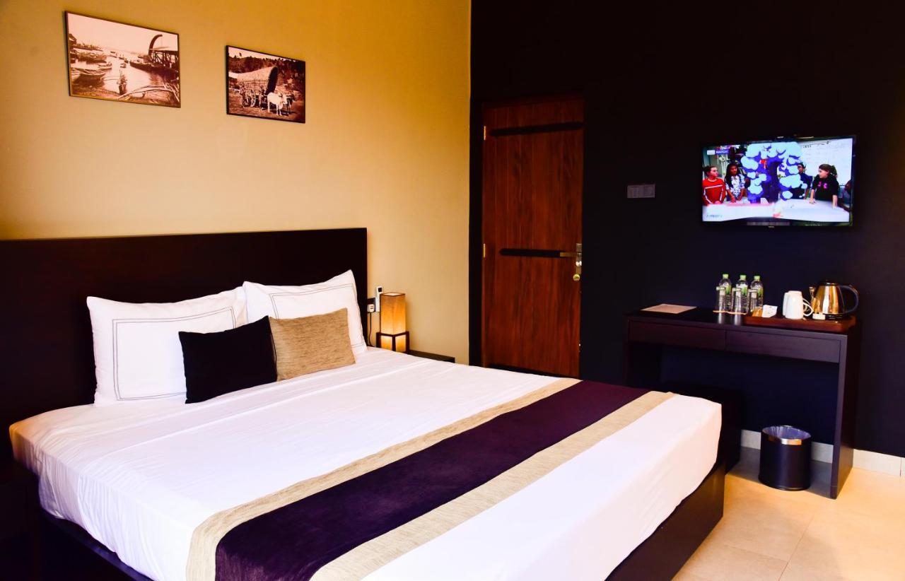 Hotel Pine Hill Kandy